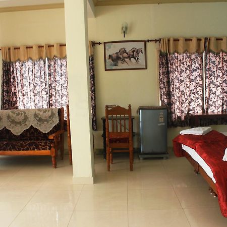 Adam Beach Resort Ковалам Екстер'єр фото