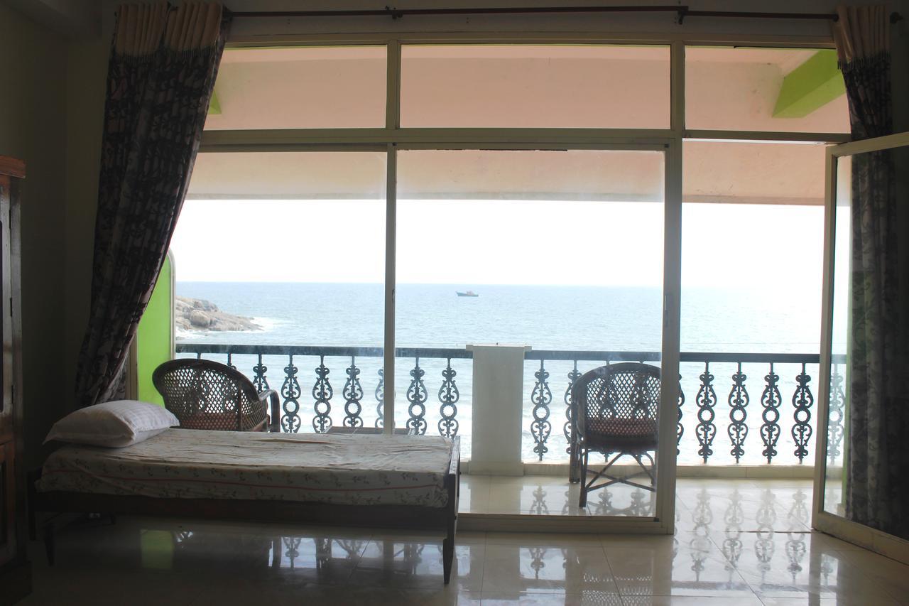 Adam Beach Resort Ковалам Екстер'єр фото